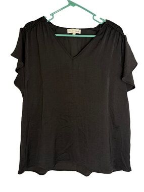 3/$20 The Line of Style Black V-Neck Flutter Sleeve Blouse
